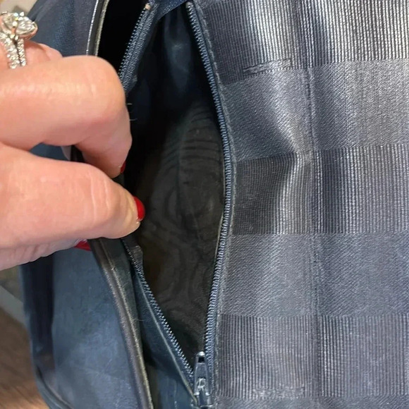 Vintage Fendi Crossbody - GUC - Picture 7 of 14